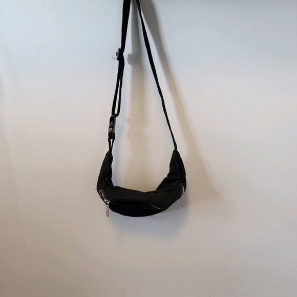 Pouch - Picture 5 of 5